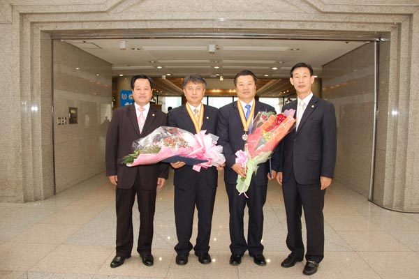 세계 노인의 날 기념대회 - 박용순,서호연 의원 봉사상,인권상 수상